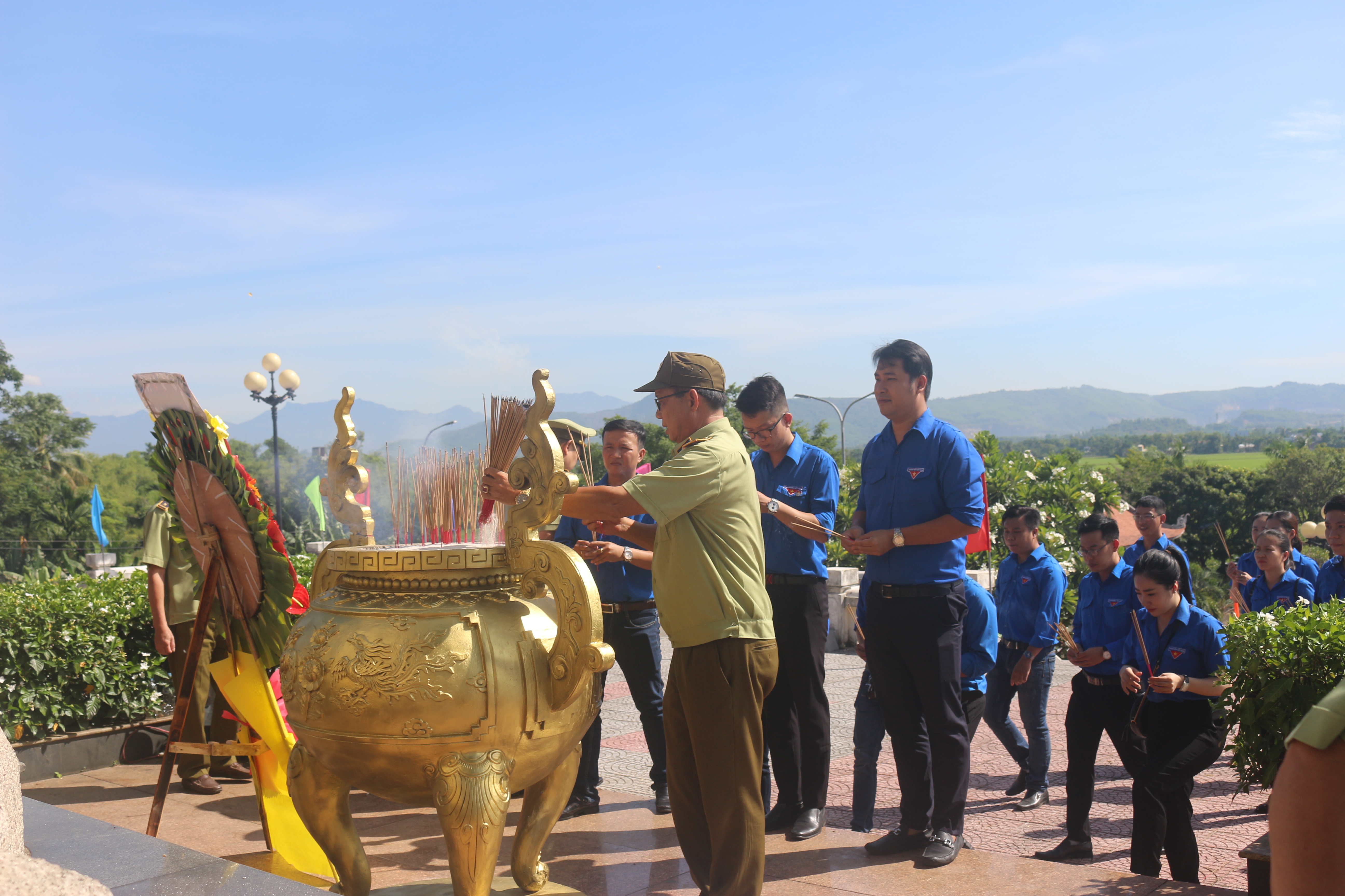 Đảng ủy, Công đoàn, Hội Cựu chiến binh, Đoàn thanh niên ...